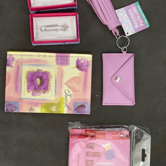 Five 5 Piece Stationary Set Journal Mini Note Pad Two Bookmarks Change Purse - Picture 2 of 6